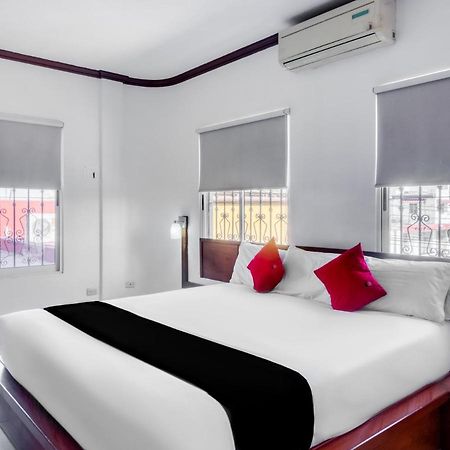Monte Salerno Hotel & Suites Montemorelos Extérieur photo