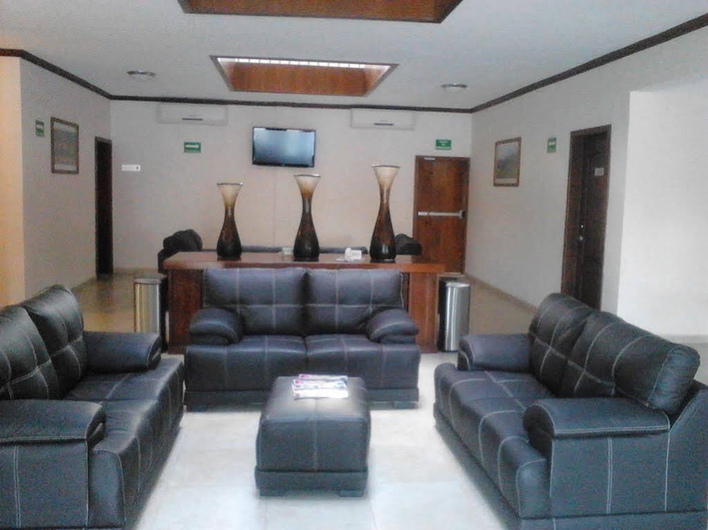 Monte Salerno Hotel & Suites Montemorelos Extérieur photo